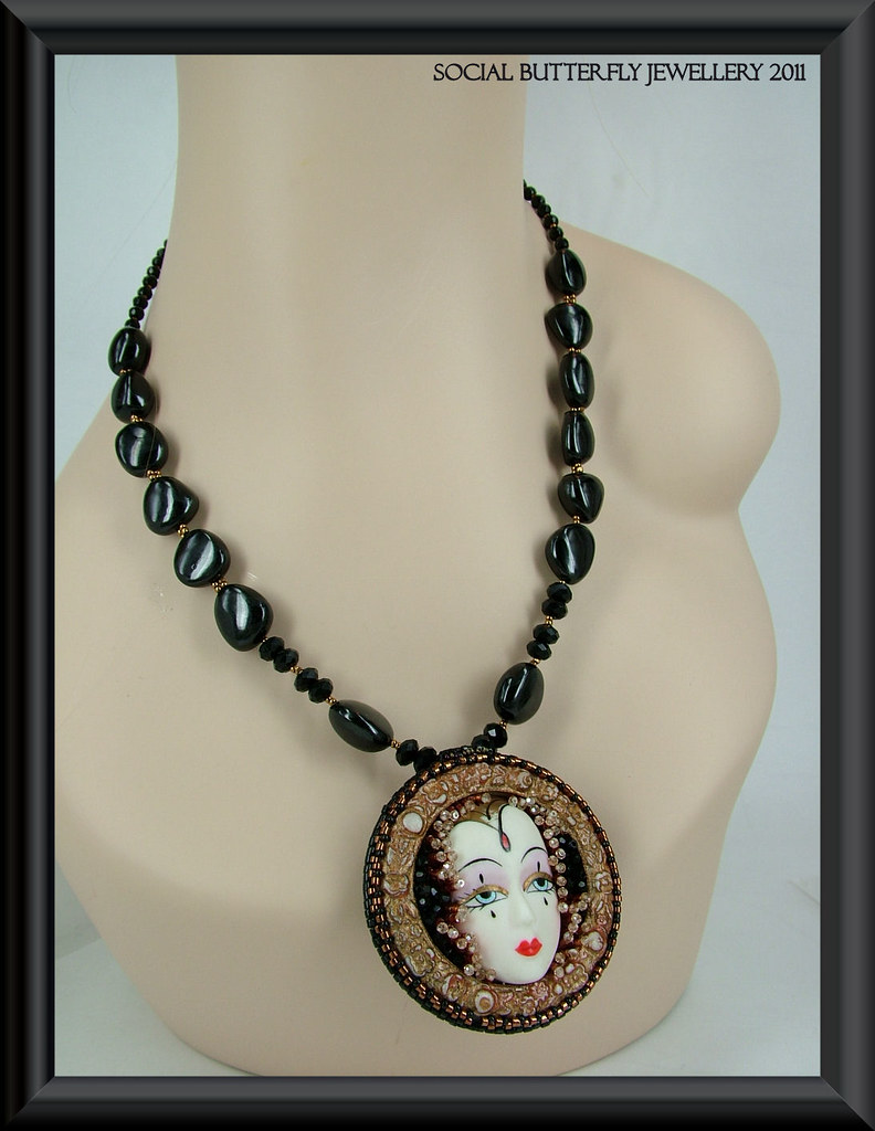 Collar camafeo artesanal